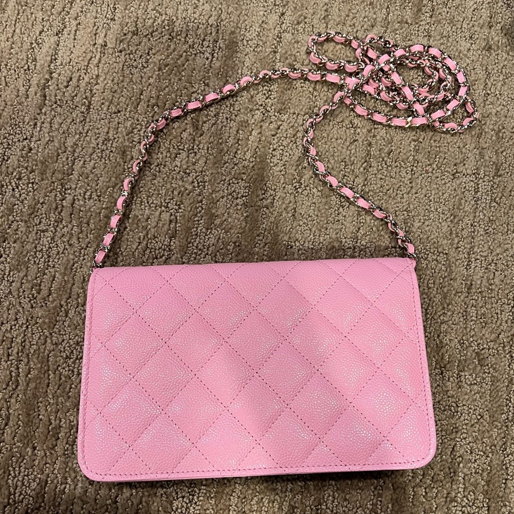 NEW Authentic Chanel Wallet on chain WOC - Rose and light gold hardware - Picture 3 of 7